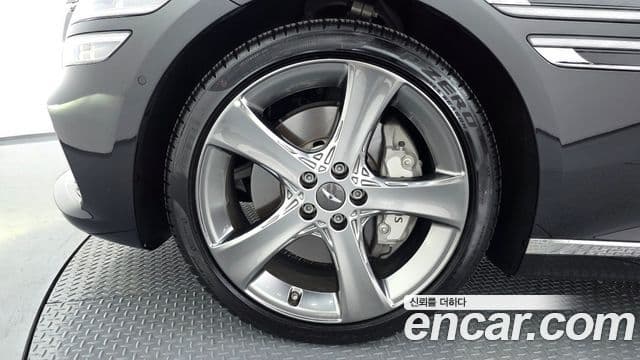Genesis Electrified G80 2022 — фото 4 из 20