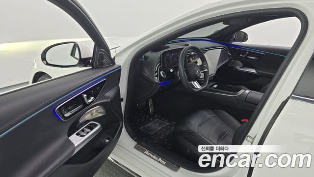 Mercedes-Benz E-Class 2024 — Şəkil 10/20