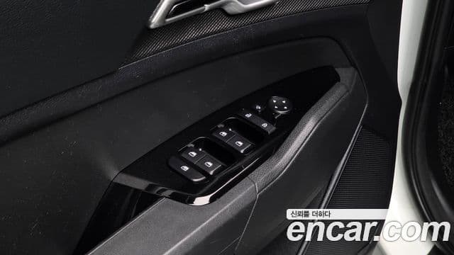 Kia Sportage 2023 — Фото 16/20