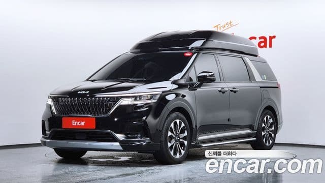 Kia Carnival 2023 — Фото 1/20
