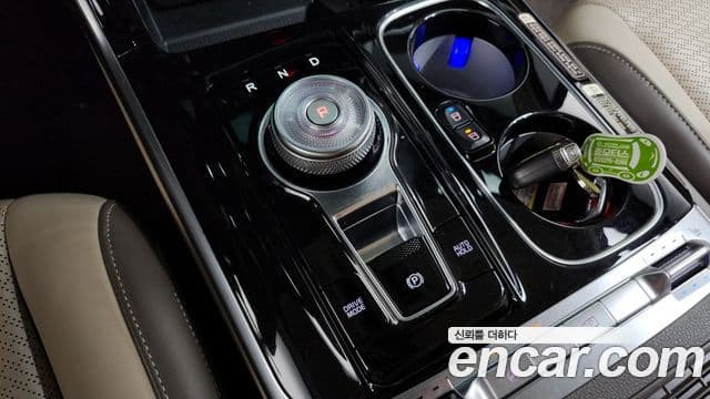Kia Carnival 2023 — Фото 9/20