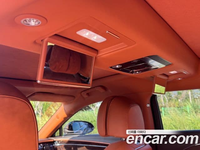 Bentley Flying Spur 2021 — ფოტო 18/20