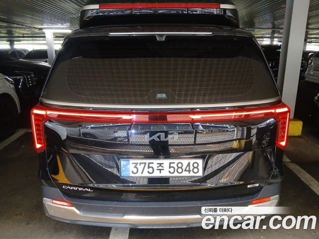 Kia Carnival 2024 — ფოტო 9/20