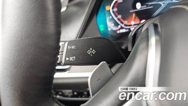 BMW X7 2021 — Photo 2/41