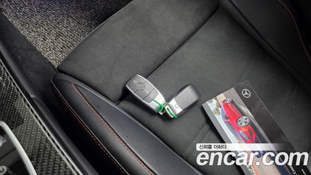 Mercedes-Benz C-Class 2021 — Photo 15/35