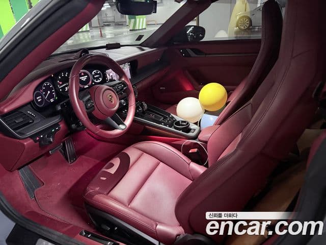 Porsche 911 2024 — Şəkil 6/10