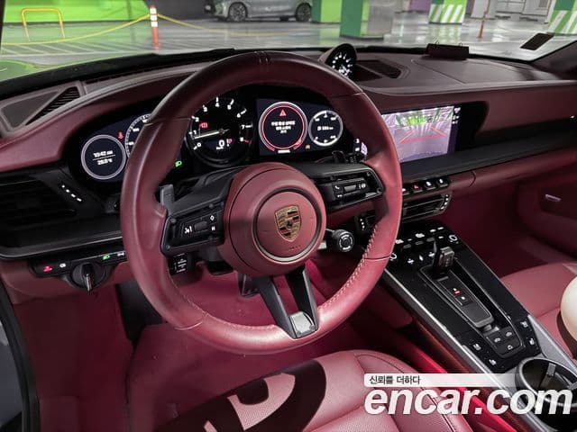 Porsche 911 2024 — Şəkil 8/10