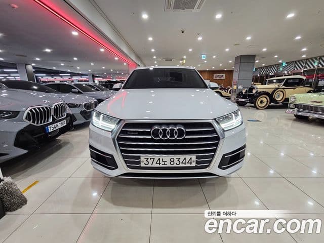 Audi Q7 2019 — Şəkil 2/20