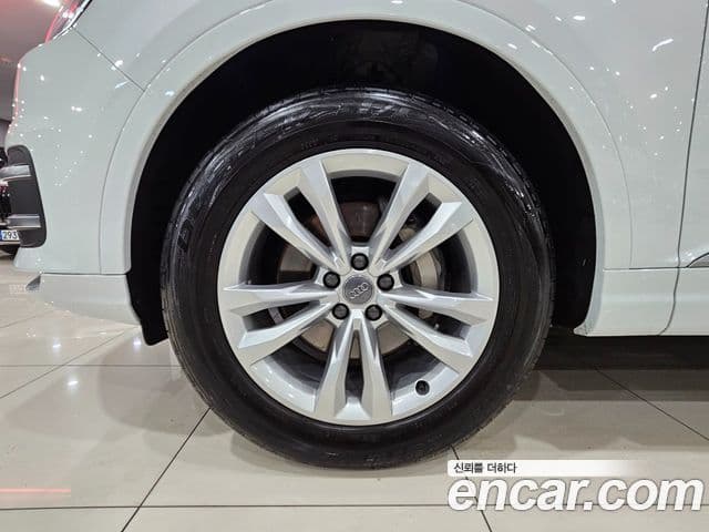 Audi Q7 2019 — Şəkil 4/20