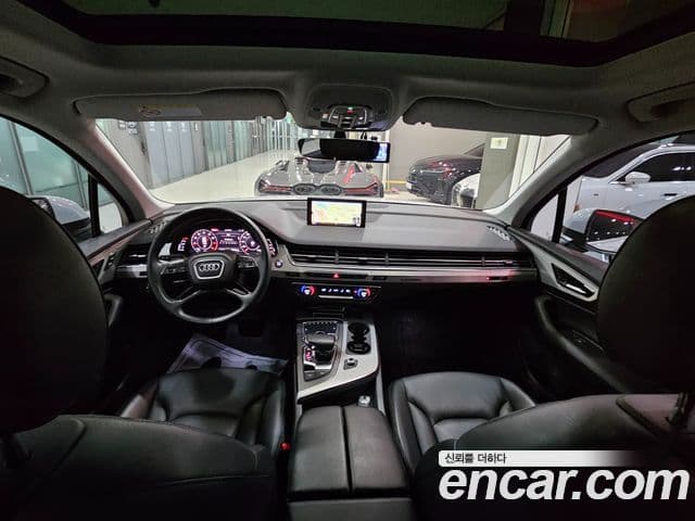 Audi Q7 2019 — Şəkil 9/20
