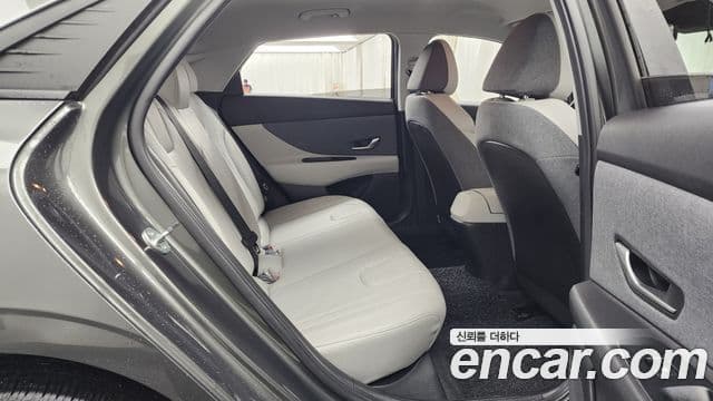 Hyundai Avante 2022 — Şəkil 12/20