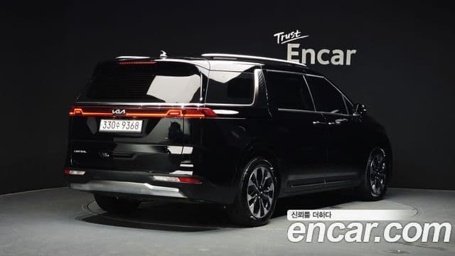 Kia Carnival 2023 — Şəkil 2/20