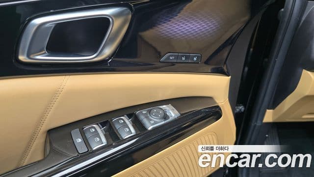 Kia Carnival 2023 — Şəkil 13/20
