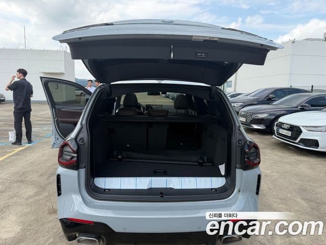 BMW X3 2023 — Şəkil 10/12