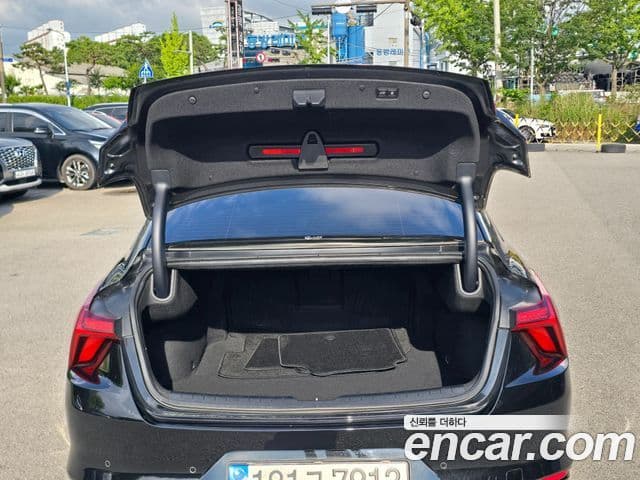 Kia K8 2022 — Şəkil 17/20