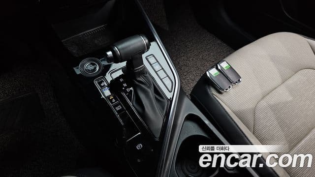 Kia Niro 2022 — Şəkil 9/20