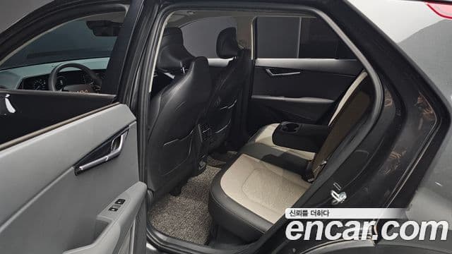 Kia Niro 2022 — Şəkil 12/20