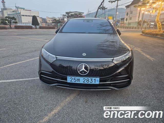 Mercedes-Benz EQS 2023 — ფოტო 5/13