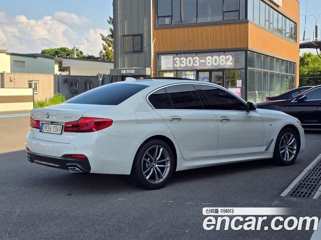 BMW 5 Series 2018 — Фото 1/20