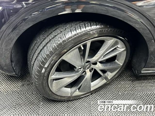 Genesis GV70 2021 — Şəkil 18/20