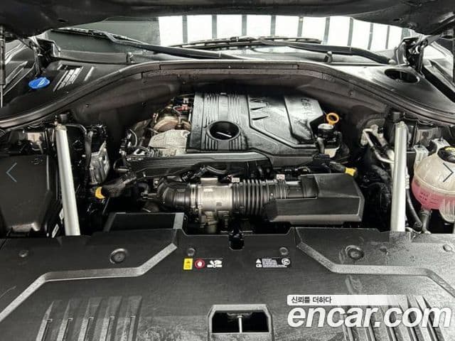 Genesis GV70 2021 — Şəkil 19/20