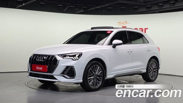 Audi Q3 2022 — ფოტო 1/20