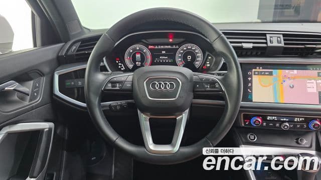 Audi Q3 2022 — ფოტო 13/20