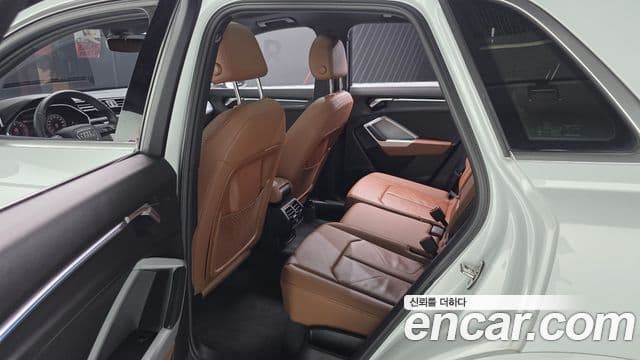Audi Q3 2022 — Photo 13/30