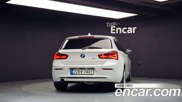 BMW 1 Series 2019 — ფოტო 4/20