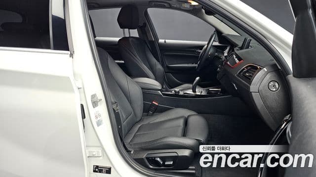 BMW 1 Series 2019 — ფოტო 12/20