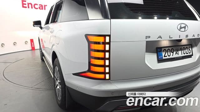 Hyundai Palisade 2025 — Photo 16/33
