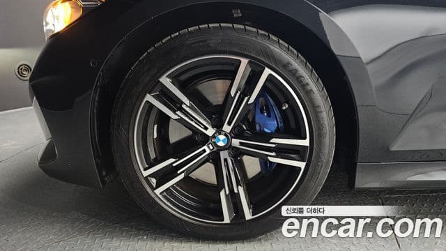 BMW 3 Series 2024 — ფოტო 5/20