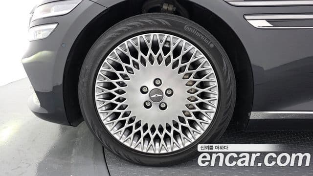 Genesis Electrified G80 2021 — ფოტო 5/20