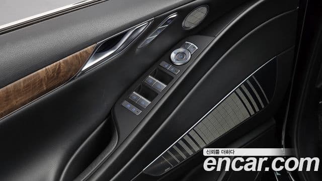 Genesis Electrified G80 2021 — ფოტო 16/20