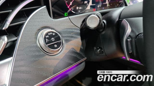 Mercedes-Benz E-Class 2025 — ფოტო 12/20