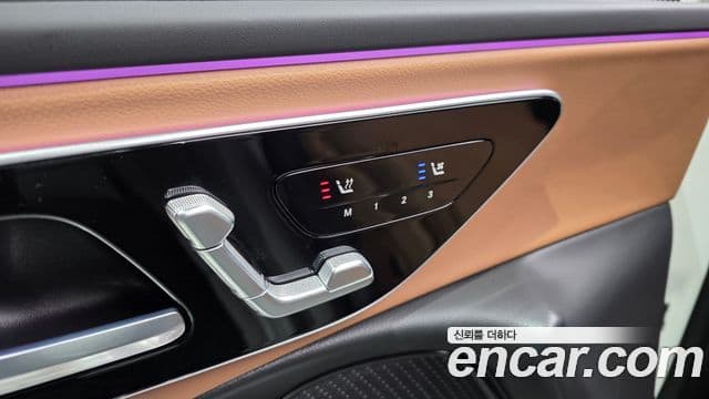 Mercedes-Benz E-Class 2025 — Photo 3/30