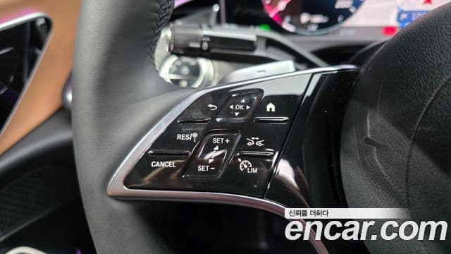 Mercedes-Benz E-Class 2025 — Photo 27/30