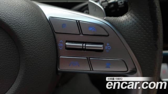 Hyundai Staria 2021 — ფოტო 18/20
