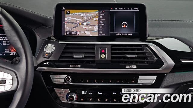 BMW X3 2021 — ფოტო 14/20