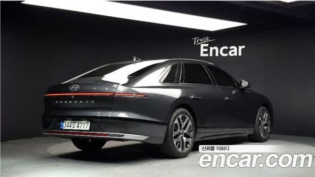 Hyundai Grandeur 2023 — Фото 1/20