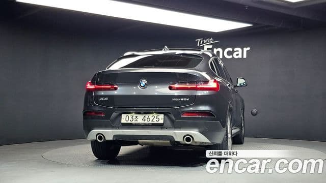 BMW X4 2019 — ფოტო 4/20