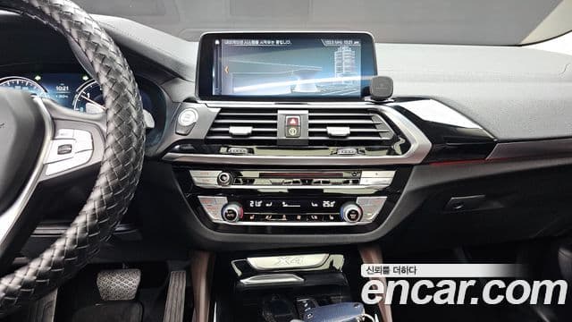 BMW X4 2019 — ფოტო 13/20