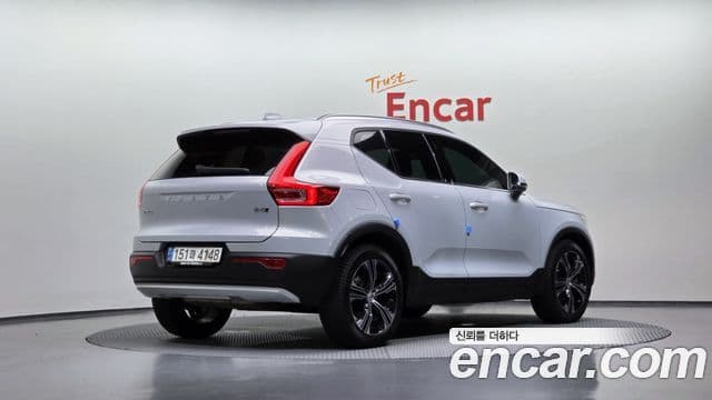 Volvo XC40 2020 — Şəkil 2/20