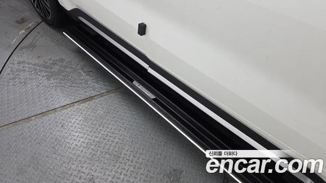 Kia Carnival 2021 — Şəkil 19/20