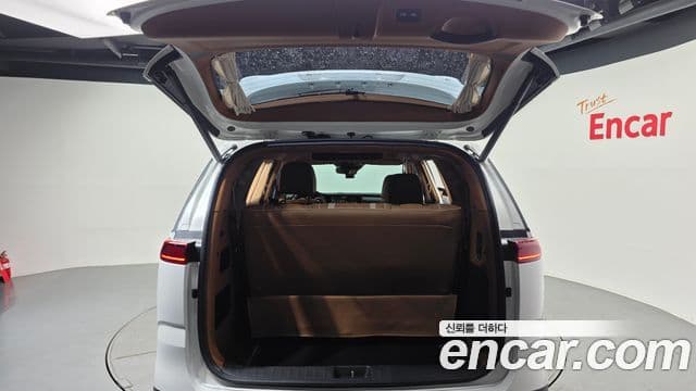 Kia Carnival 2021 — Şəkil 20/20