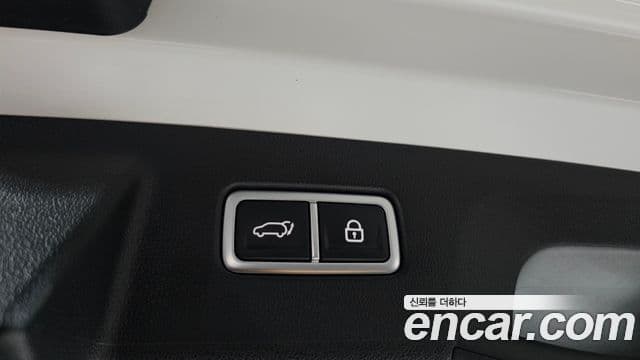Kia Sorento 2021 — Şəkil 16/20