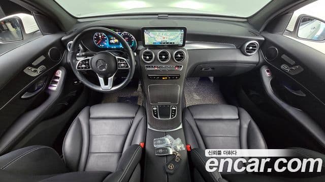 Mercedes-Benz GLC-Class 2021 — Şəkil 7/20