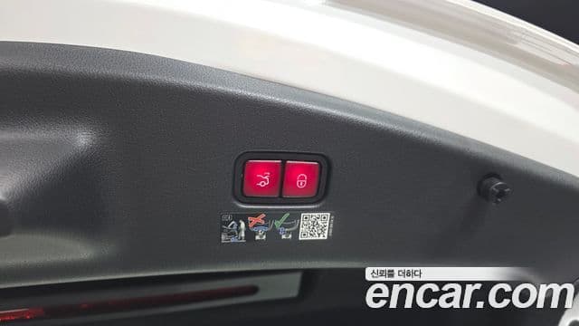 Mercedes-Benz CLE-Class 2025 — Photo 30/33