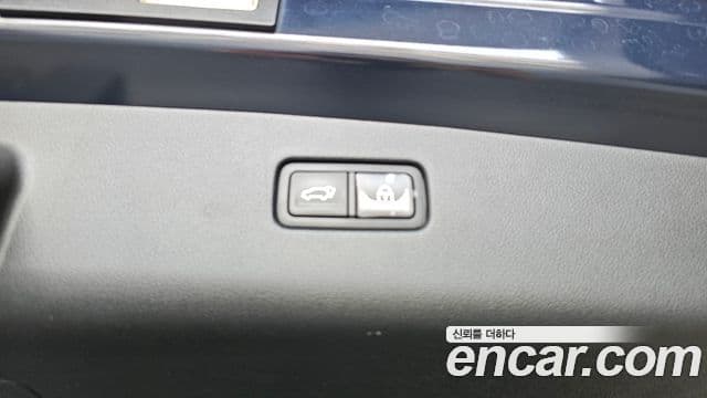 Genesis GV70 2021 — Photo 8/33