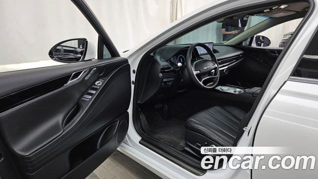 Genesis Electrified G80 2021 — фото 10 из 20